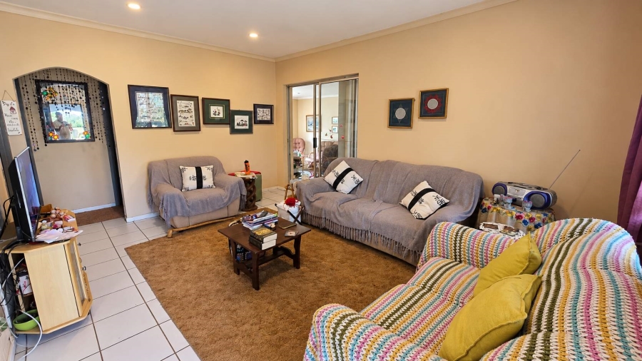 2 Bedroom Property for Sale in Protea Village Western Cape
